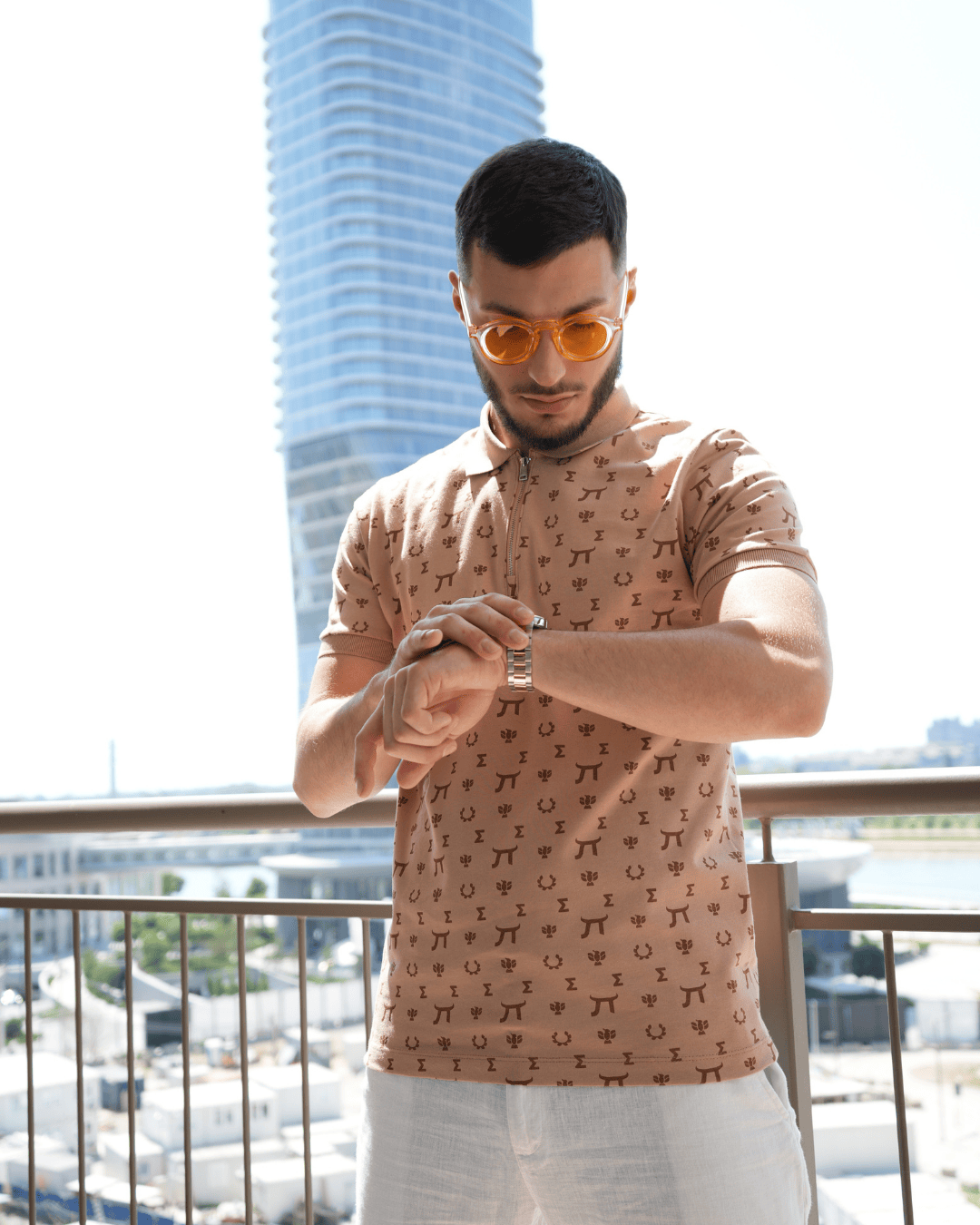LAZARE™ DESIGNER ZIP POLO - SAND CHOCOLATE