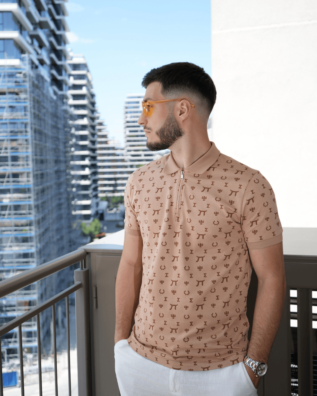 LAZARE™ DESIGNER ZIP POLO - SAND CHOCOLATE