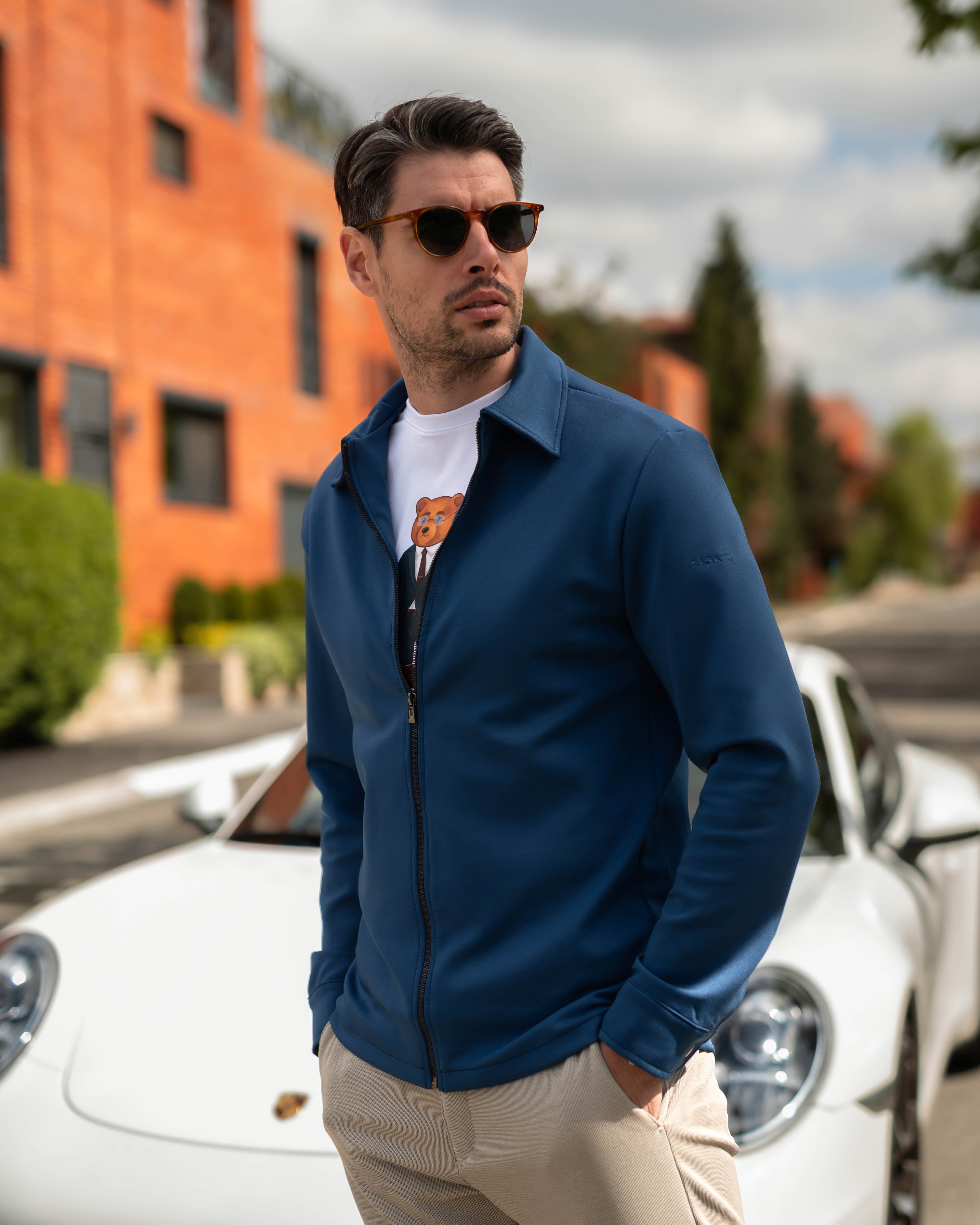 LAZARE™ MINISTER - WHITE