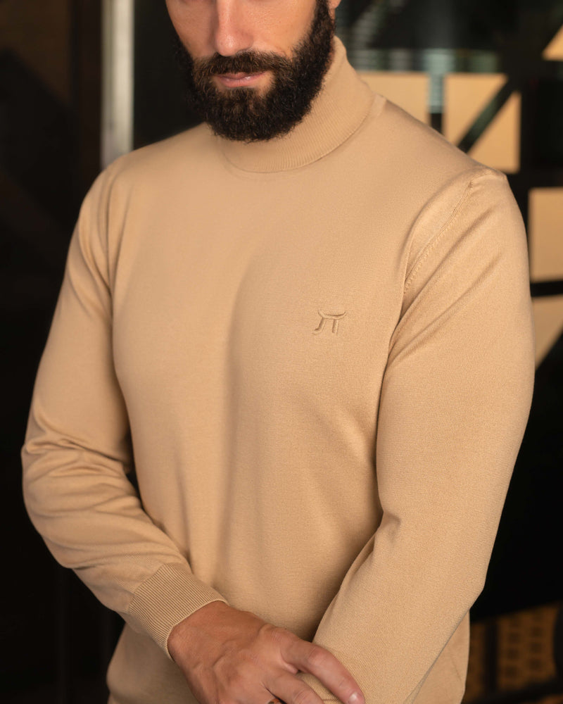 LAZARE™ CLASSIC ROLLNECK - WHITE COFFEE