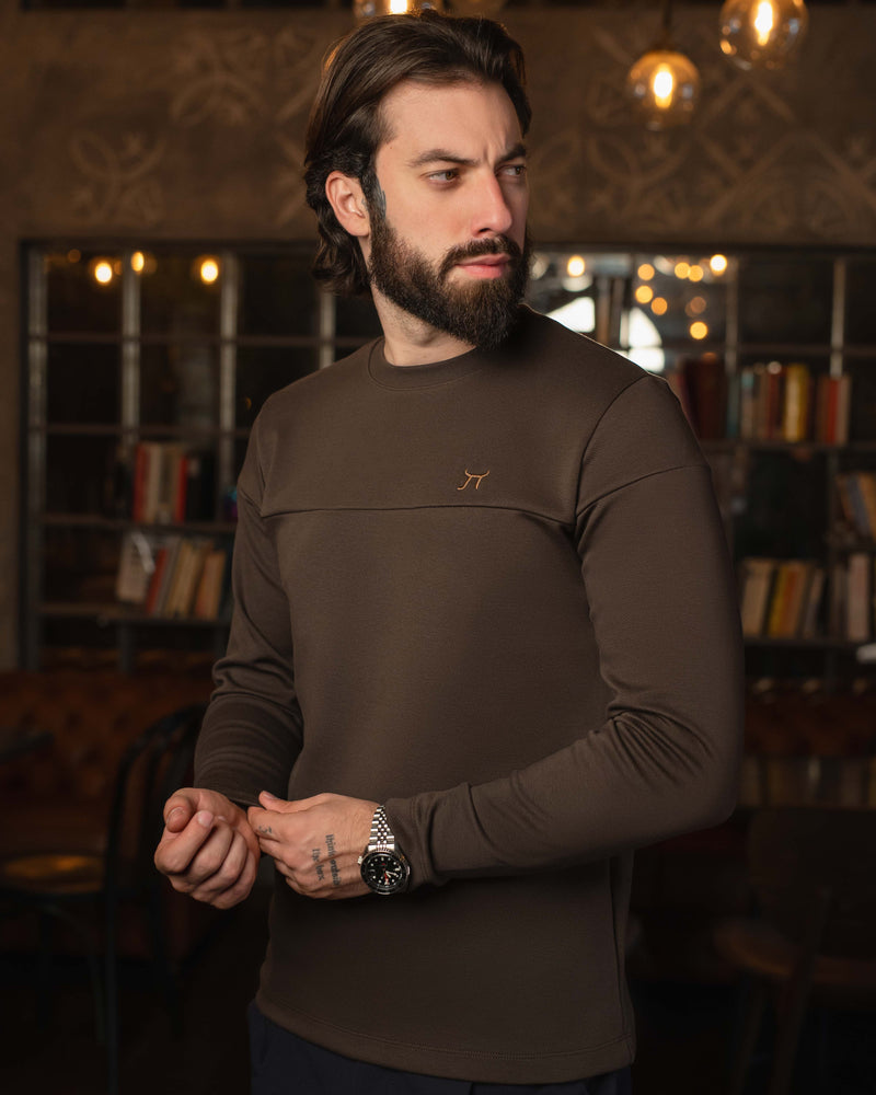 LAZARE™ CLASSIC SWEATSHIRT - BROWN