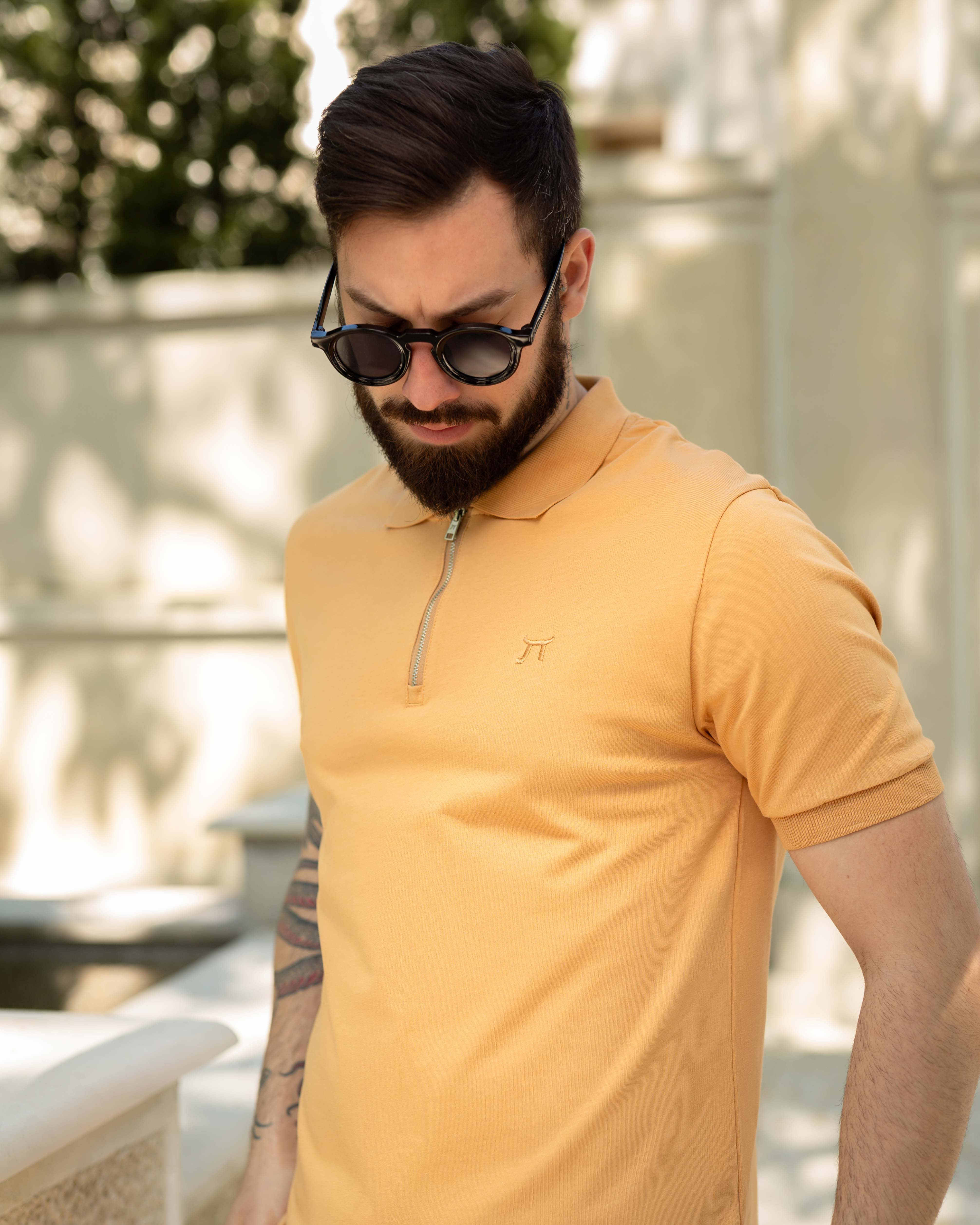 LAZARE™ RIVIERA ZIP POLO - OAK BUFF